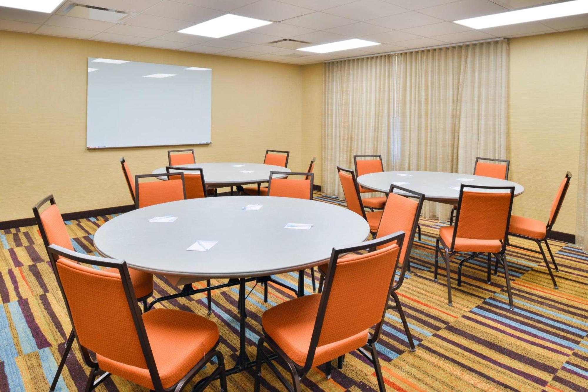 Fairfield Inn And Suites By Marriott Rochester West/Greece Esterno foto